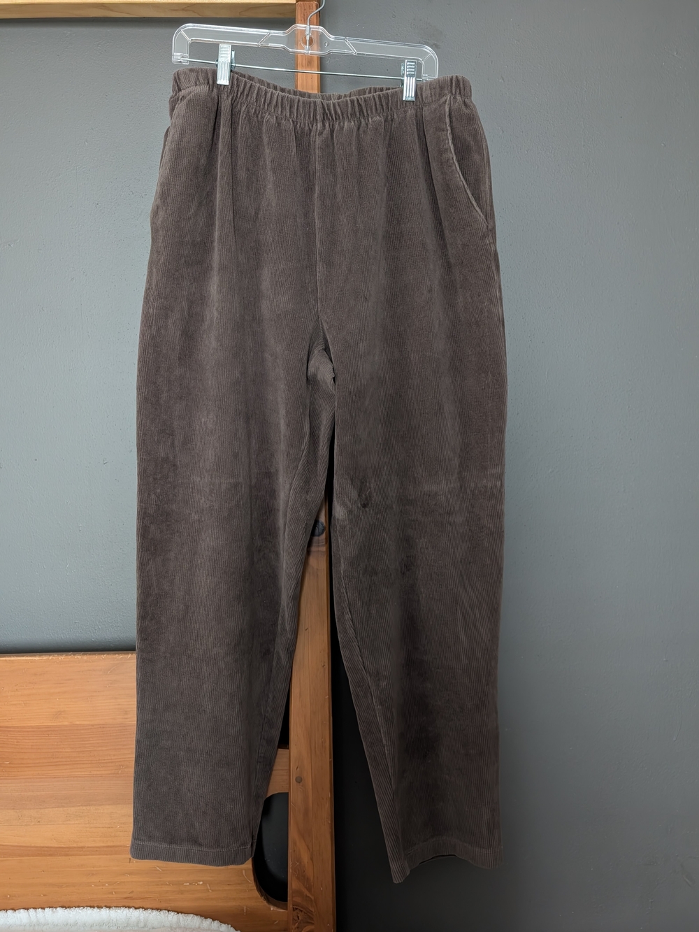 Women's Relaxed Corduroy Pants in Brown - Elastic Waist